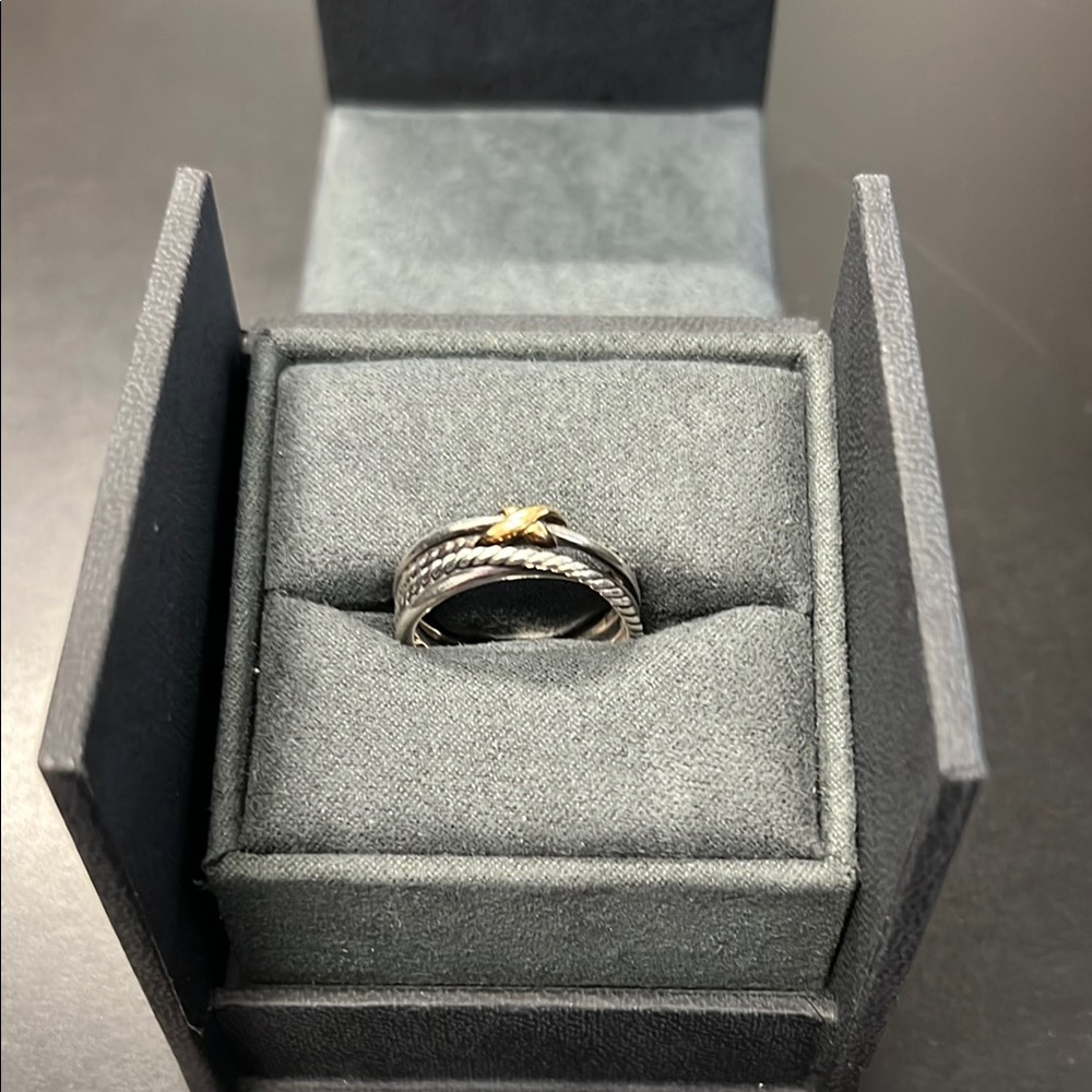 ⭐️David Yurman⭐️ X Crossover Band Ring Size 10